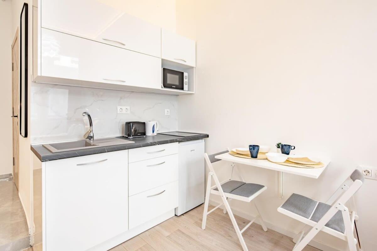Ultra Central - New - Comfy Studio Budapest Exterior photo